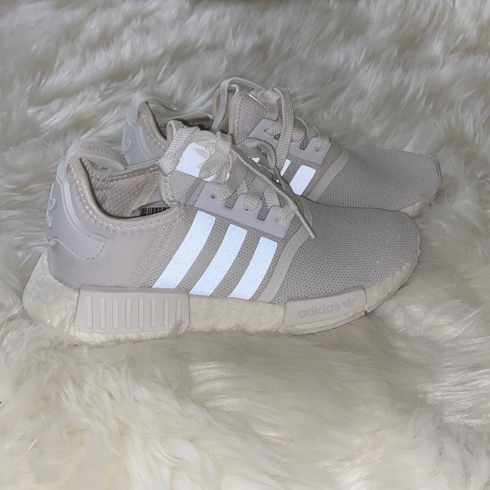 All White Adidas NMD R1
